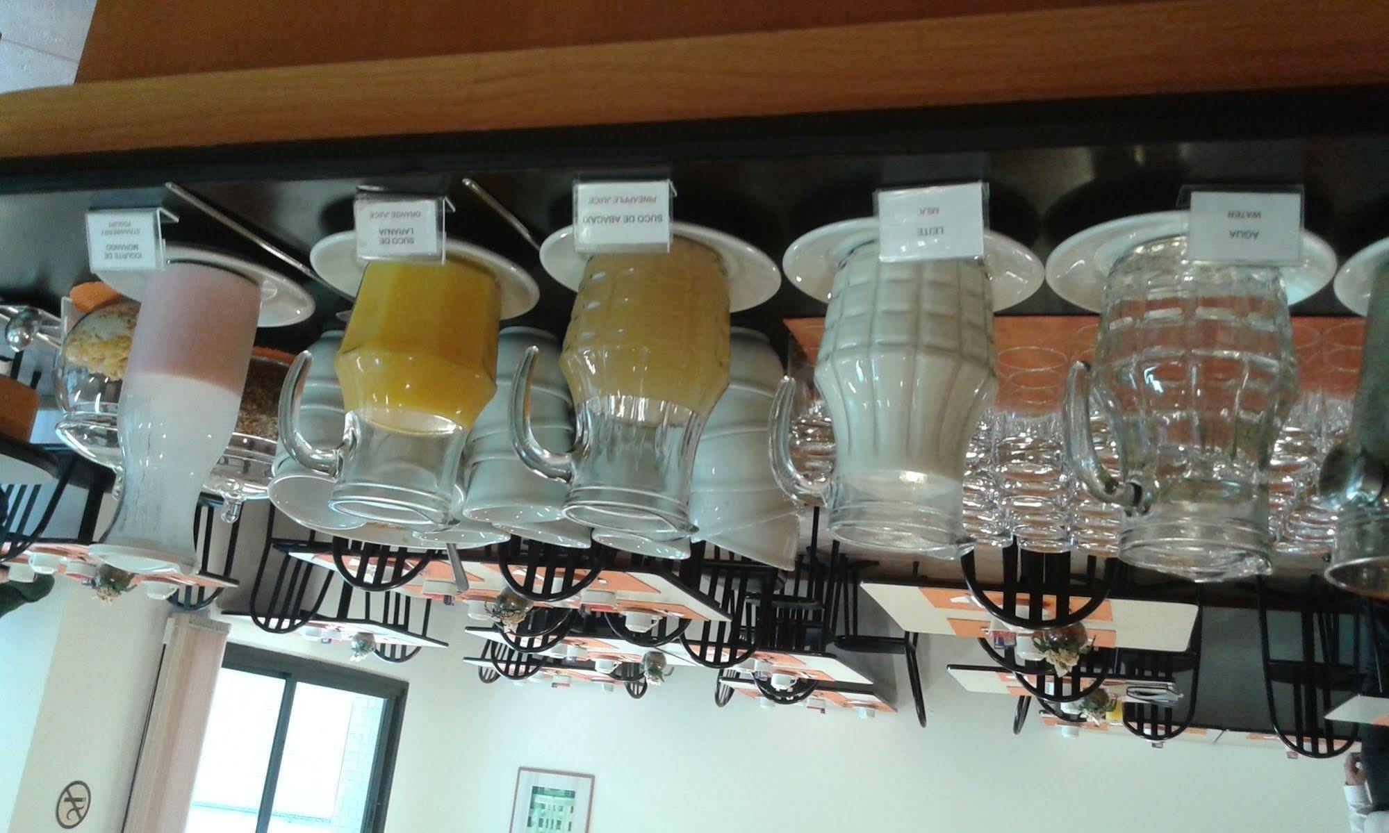 Collins Trade Hotel ปอร์โตอัลเลเกร ภายนอก รูปภาพ